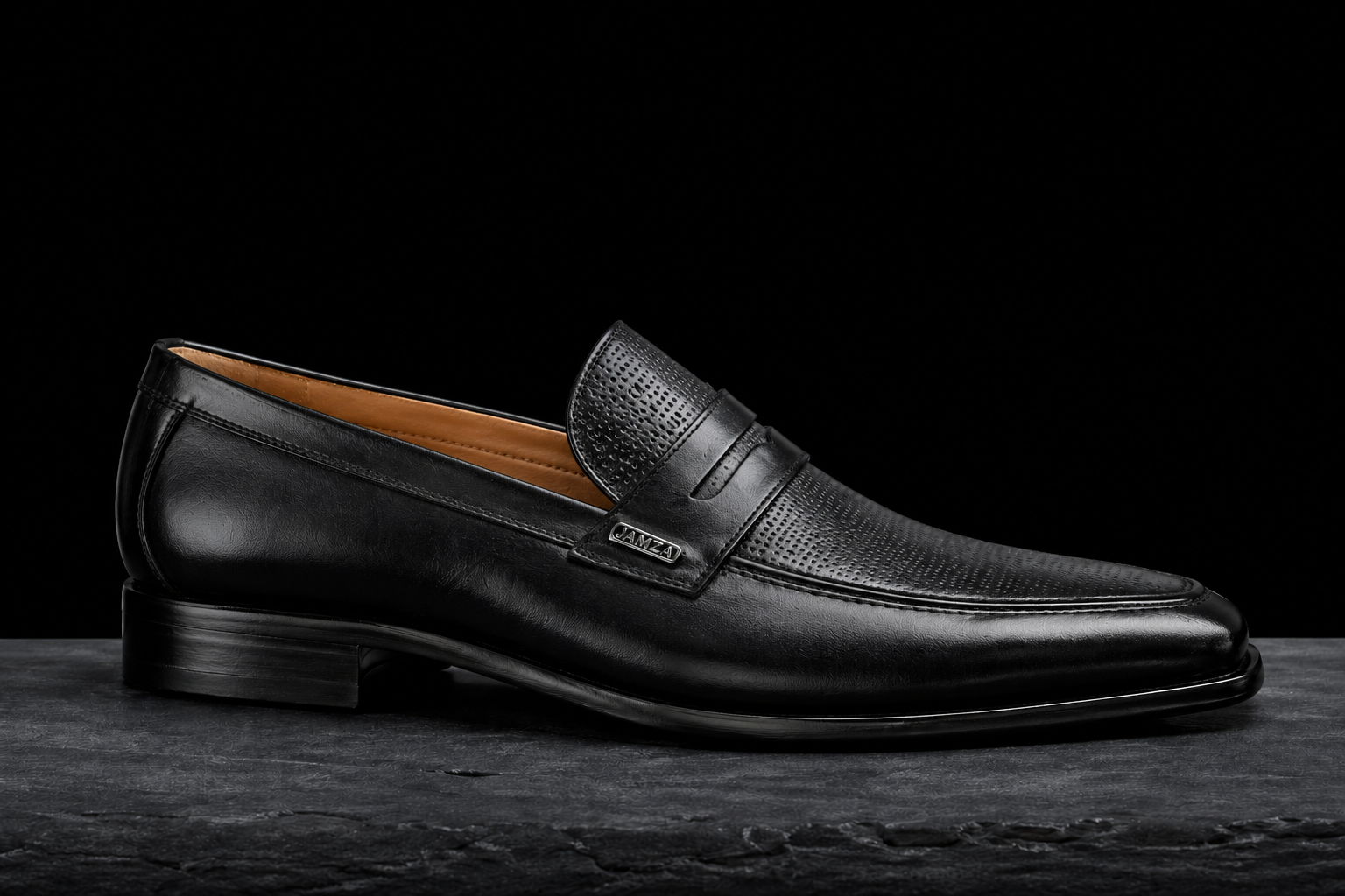 Mocasín Negro